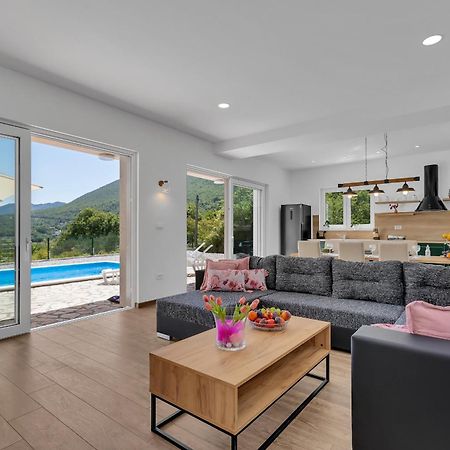 Charming Holiday Home Dolac In Rural Area With Pool Slime エクステリア 写真